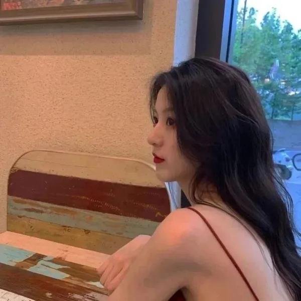 云的耳语 在线观看